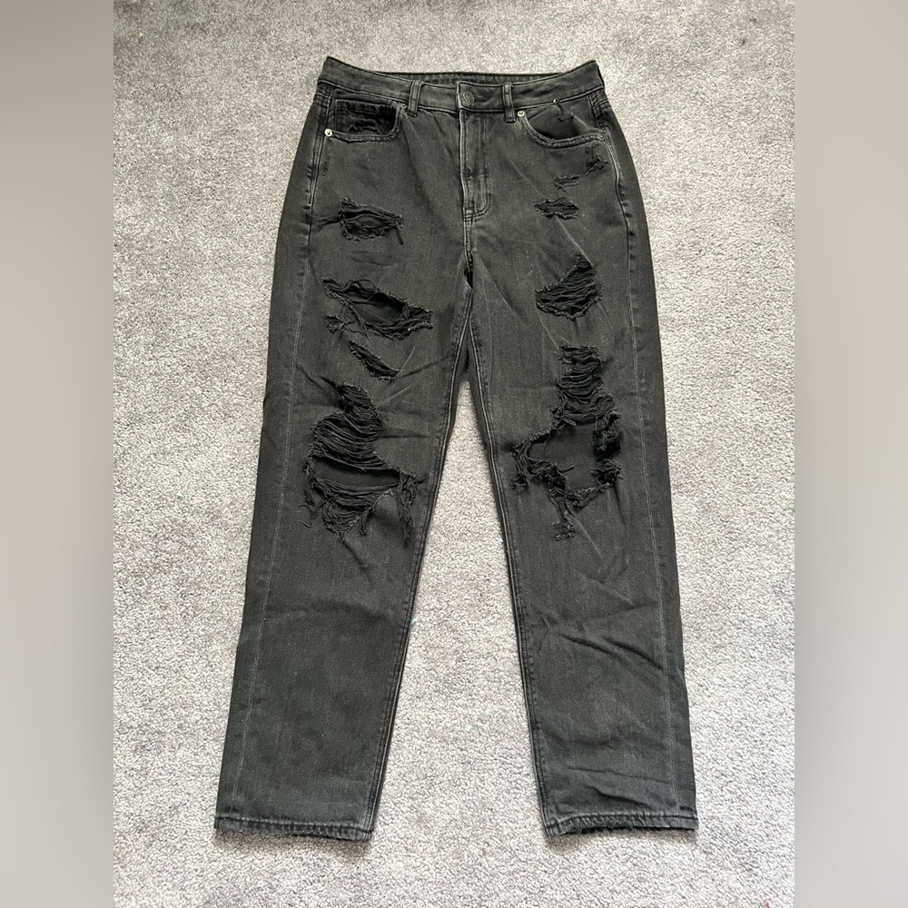 American Eagle Distressed Mom Jeans
